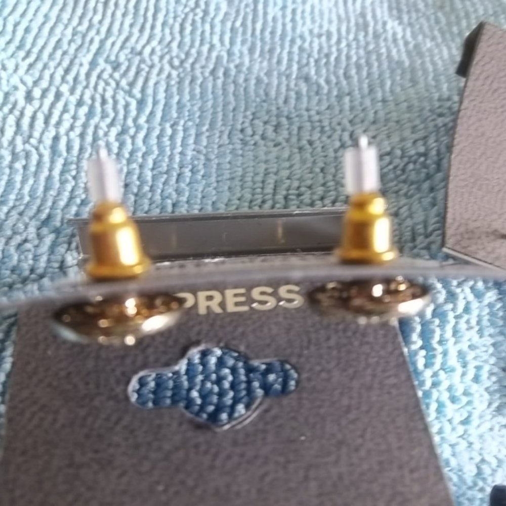 NWT Four Pairs of Earrings by Express - Picture 4 of 15